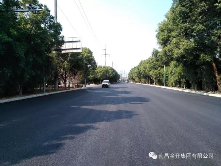 富樱路(玉屏大街-枫林大道)道路提升改造工程顺利完工