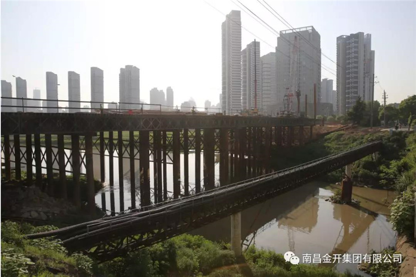 瀛上桥交通疏导钢便桥正式通车!