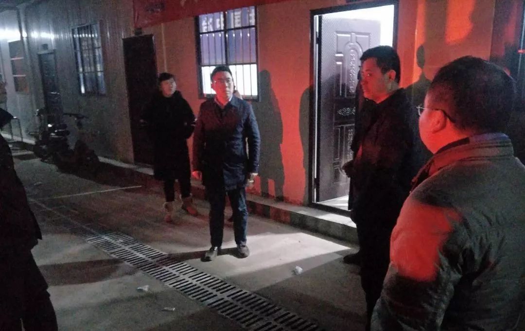 上下联动,全员行动,打好文明施工“保卫战”