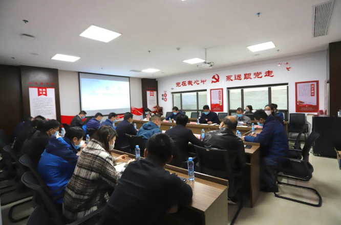 集团党委书记、董事长谢荣华前往正合公司调研指导