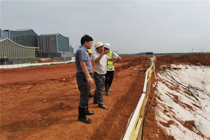日夜坚守保安全,连续作战显担当