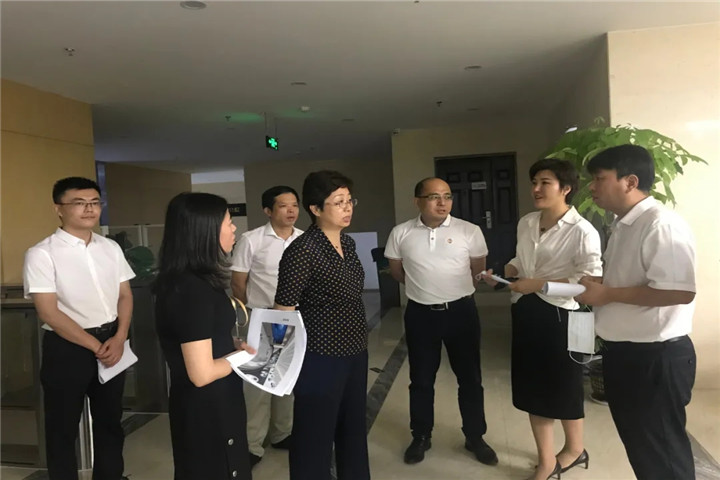 区管委会副主任王励调研人力资源服务产业园项目